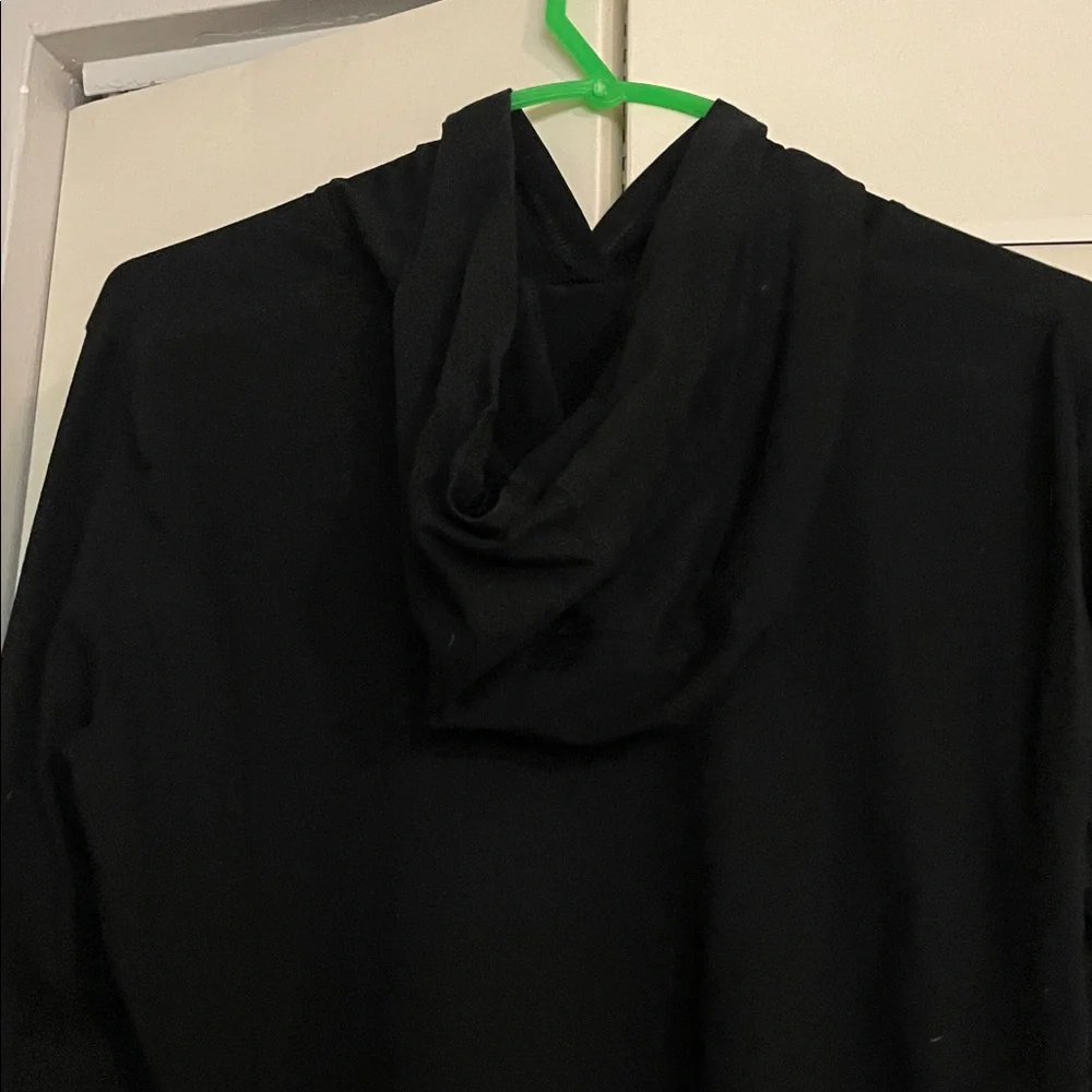 Boys Adidas Black Hoodie T-shirt with Vibrant Logo size XL - Picture 4 of 5